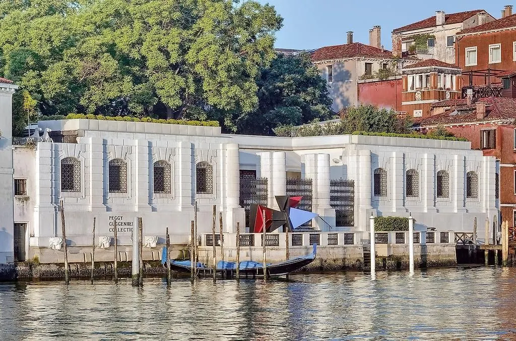 Nicole Apartment Venice